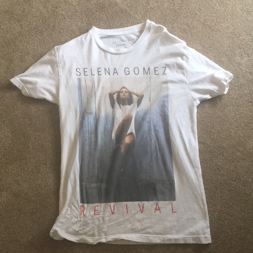Brand New Selena Gomez 2016 Tour Shirt